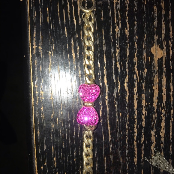Women’s gold Betsey Johnson bracelet! - Picture 2 of 5